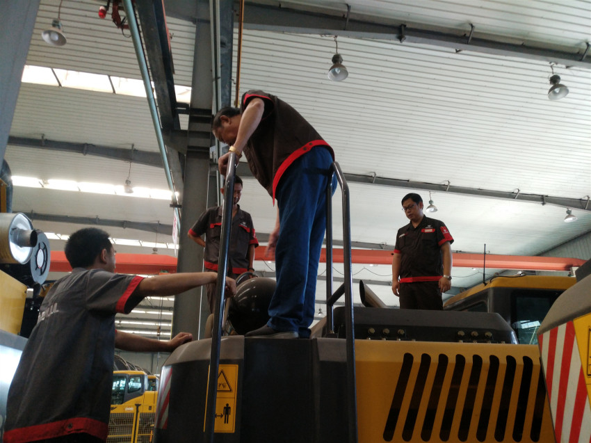 全新考評制度 練好領導班子